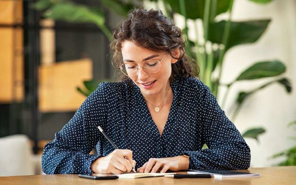 Maximize Your Impact With a Post-Interview Thank-You Note