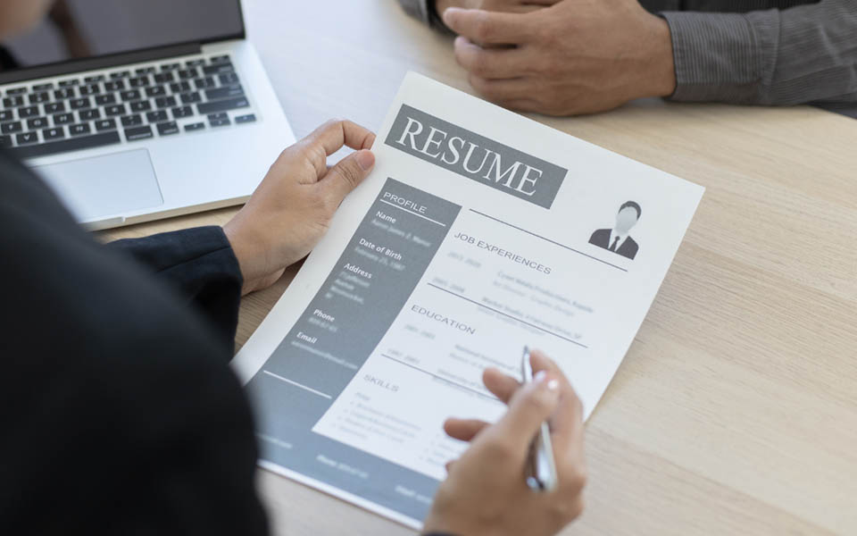 Top 5 Resume Resolutions for 2025: What Executives Need to Know